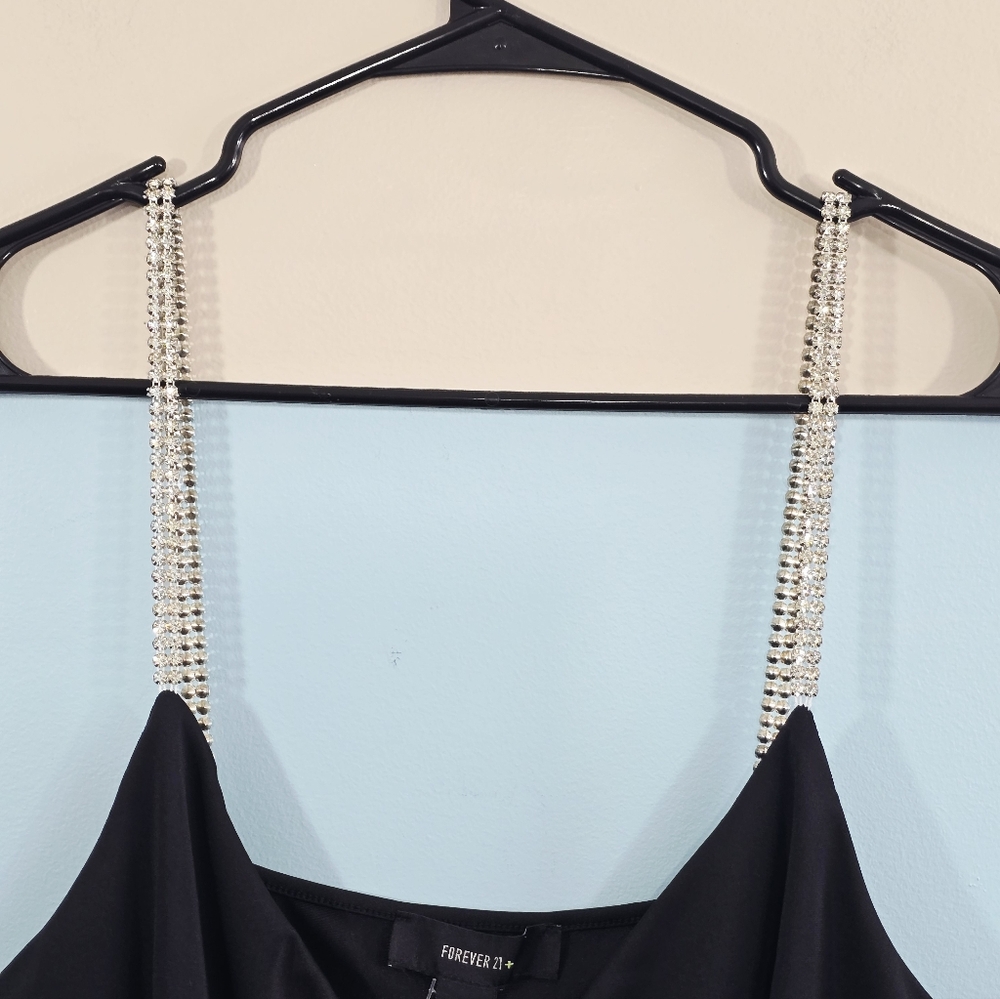 NWOT Forever 21+ Plus Size Black Scoop Neck Bodysuit - Picture 4 of 6